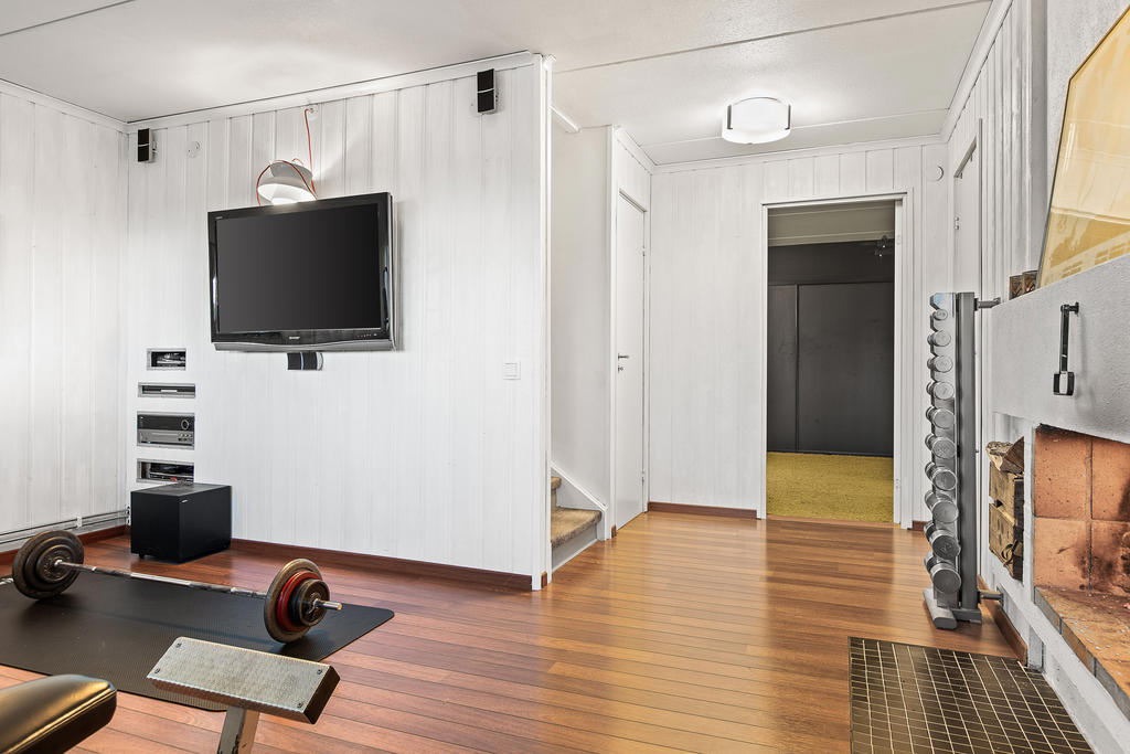 Huset har gott om praktiska utrymmen!