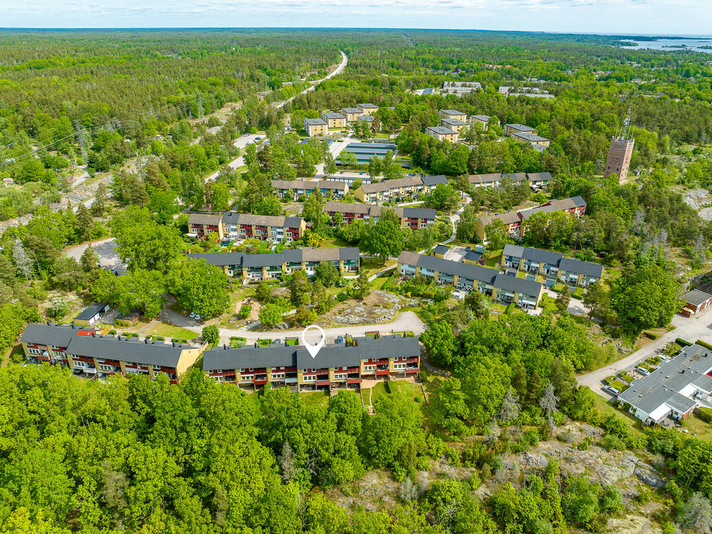 Drönarbild som visar det fina läget i Norrtorn