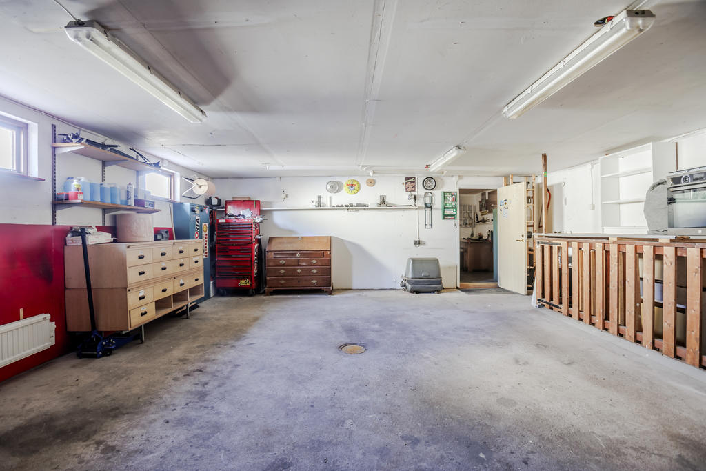 Stort garage