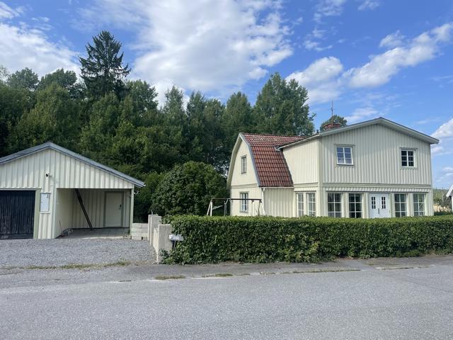 Varmt välkommen till Villahagen Östbo 1 i Sköldinge