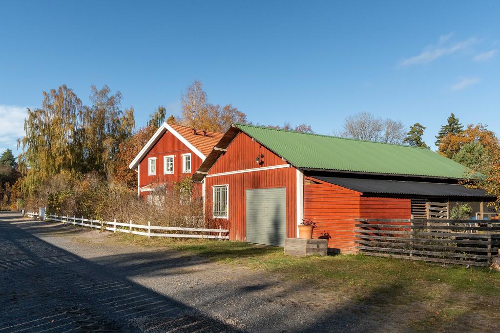 Garage & förråd