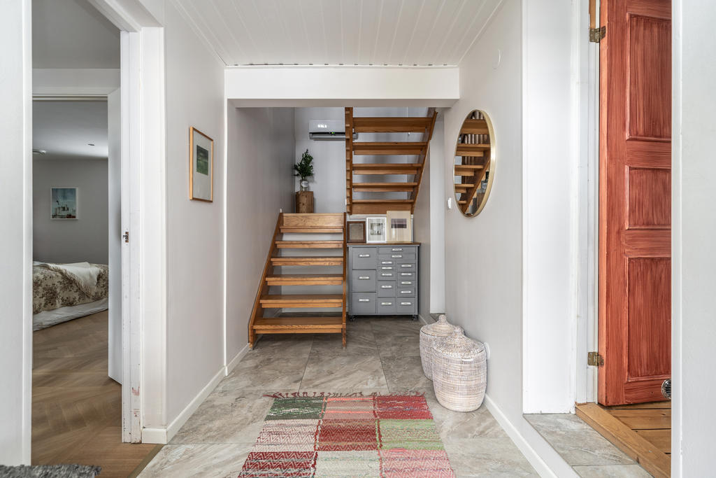 Hallen, mott trapphuset