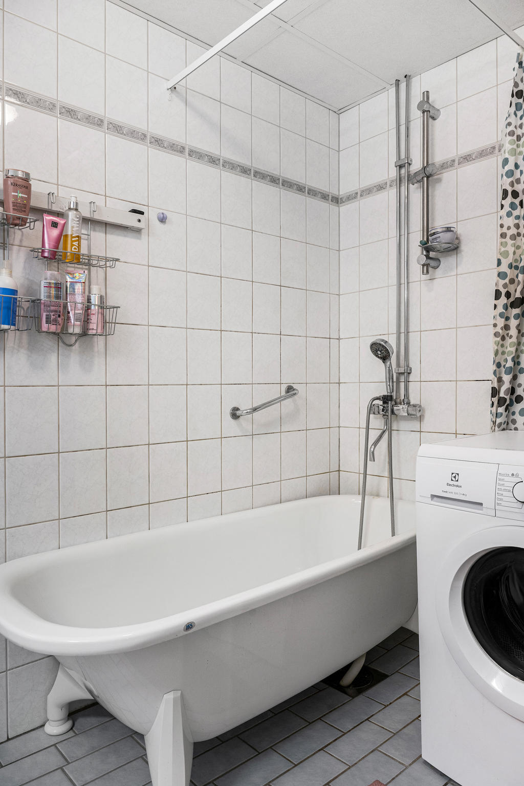 Badkar och tvättmaskin