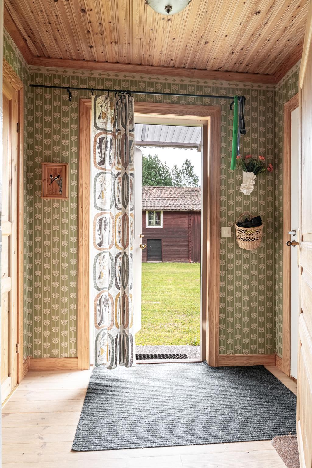 Välkommen in i hallen!