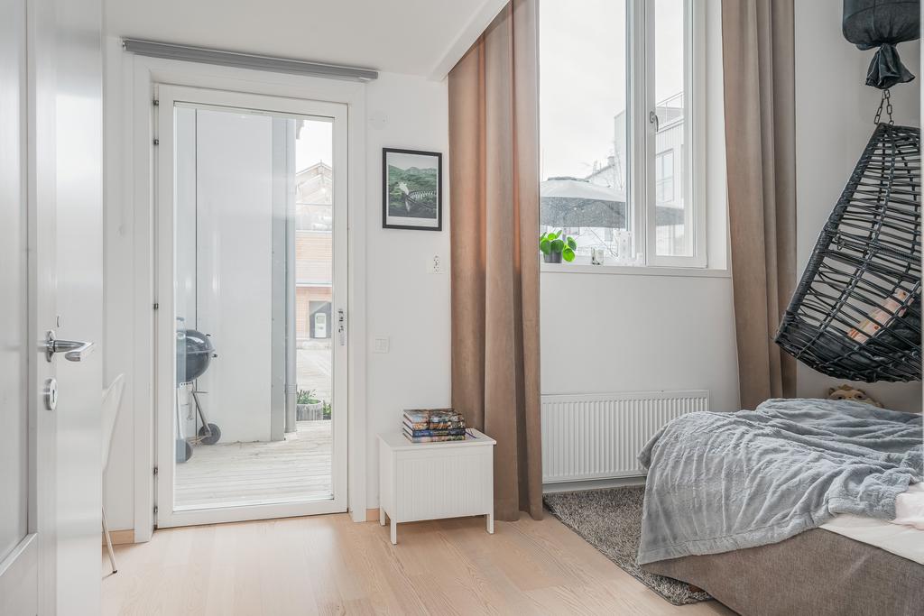 Utgång till uteplats från sovrummet