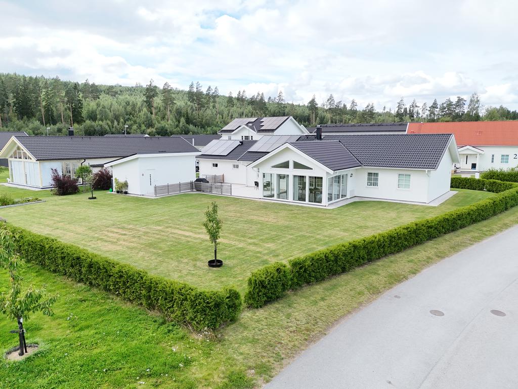 Bild 2 från Svensk Fastighetsförmedling