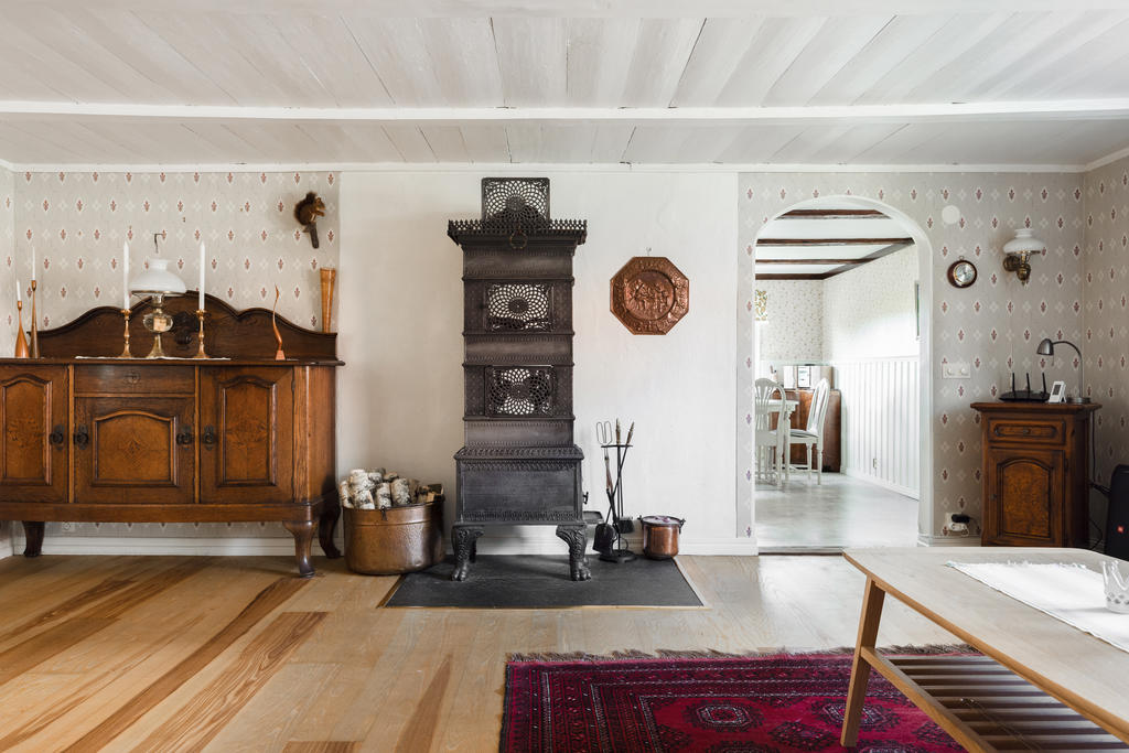 Kamin i vardagsrum
