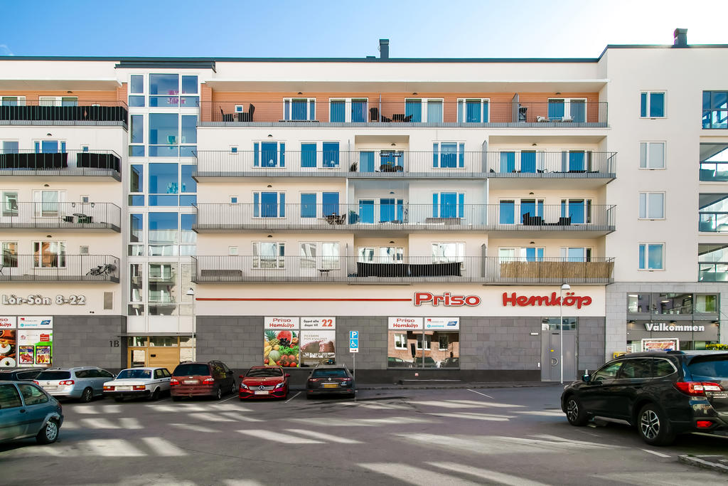 Ett stenkast till matbutiken Priso