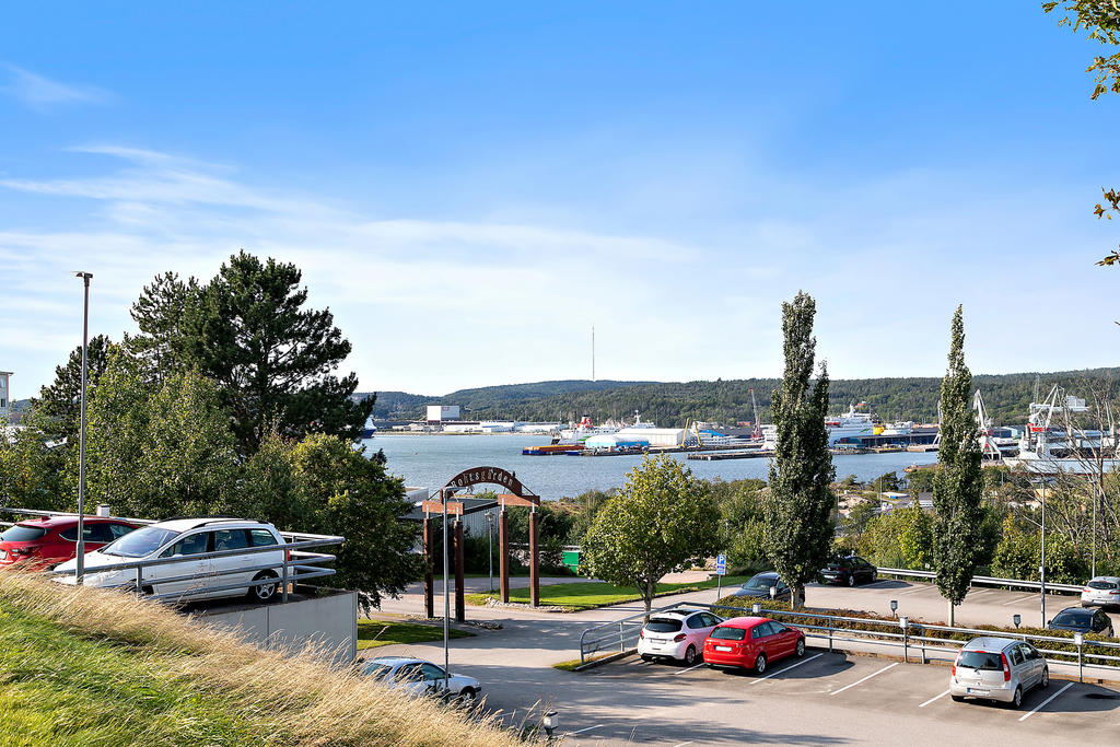 Här på Bohugården tar ni er lätt ner till Strandpromenaden 