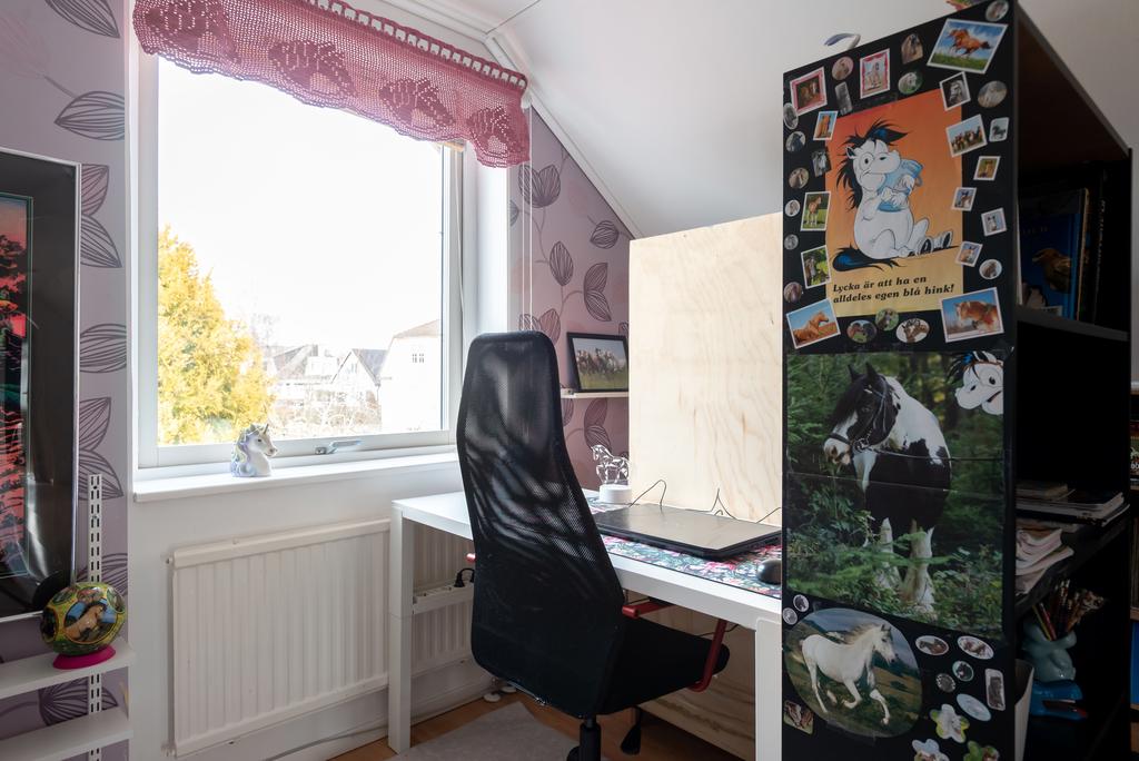 Sovrum 4 ovanvåning 