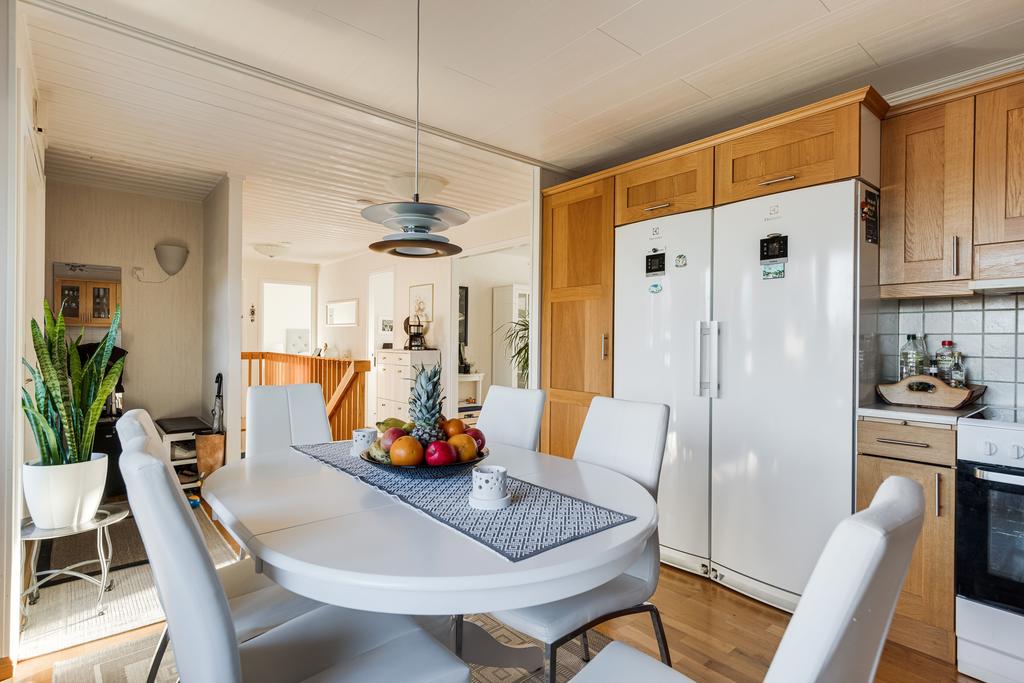 Annan vinkel mot hall.