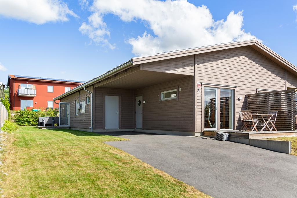 Modernt parhus i bostadsrättsform