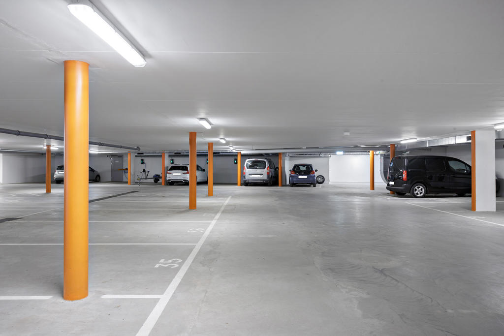 Garage att hyra under huset gör vardagen bekväm