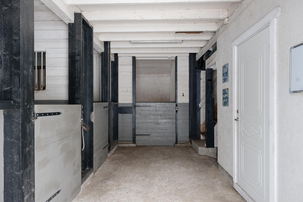 Stall.