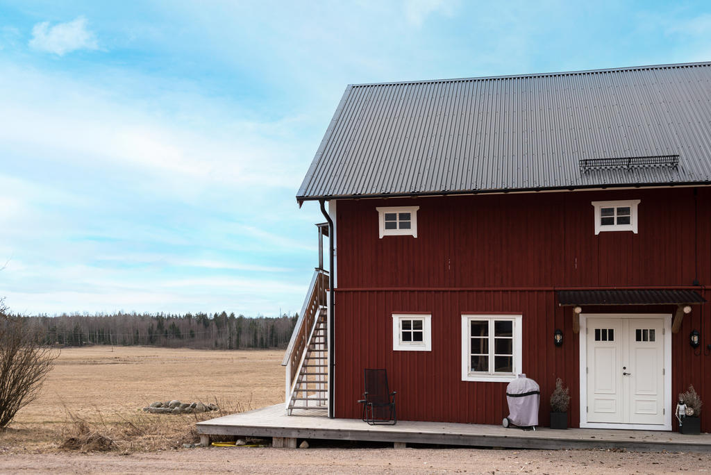 Västra ekonomibyggnaden.