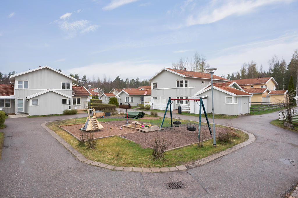 Lekplats i området