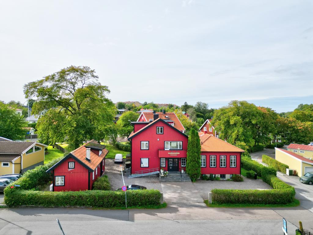 Örlogsvägen 2