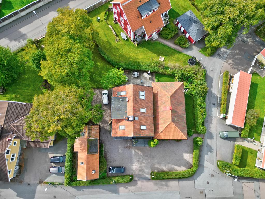 Örlogsvägen 2