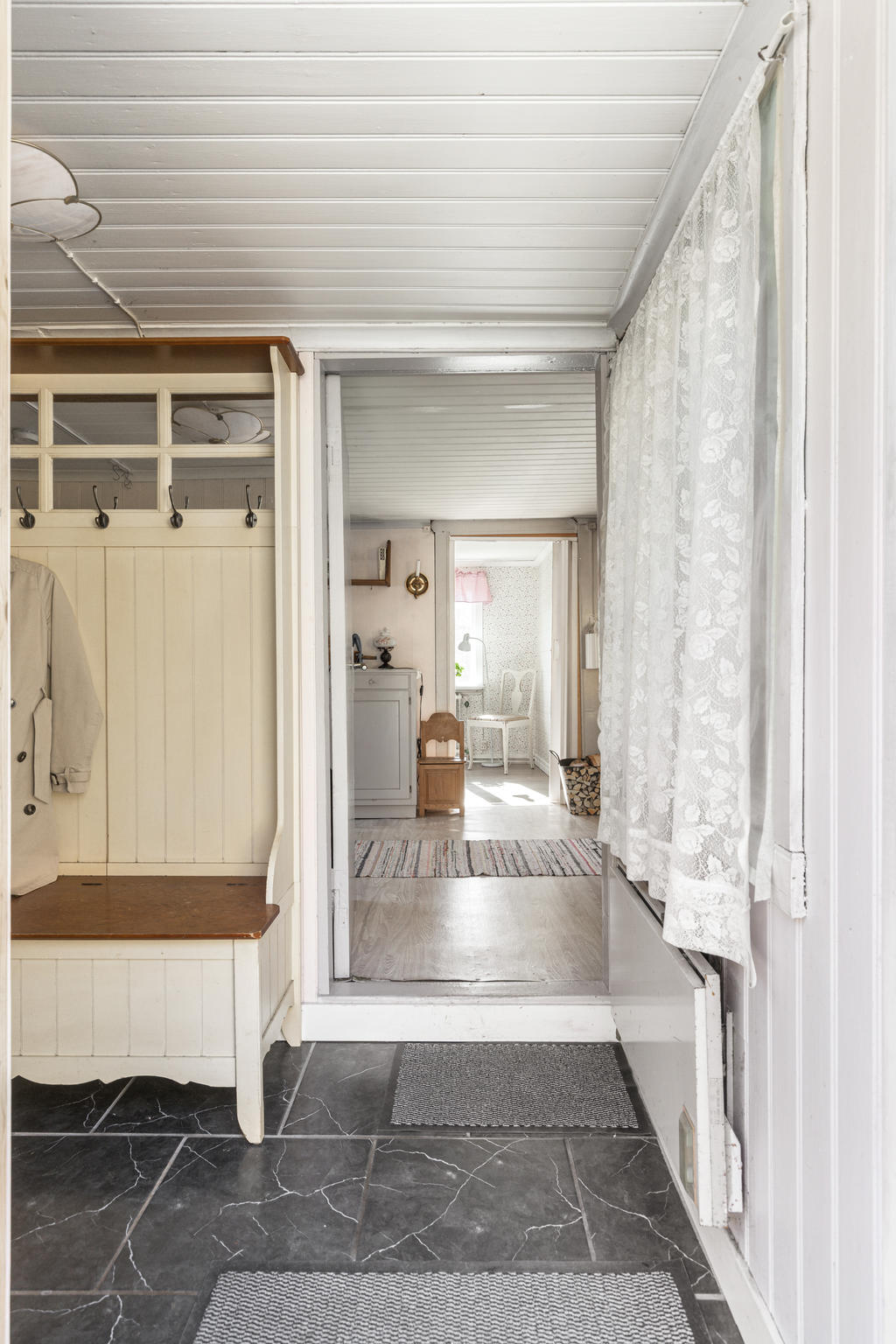 Farstu/entré i anslutning till köket