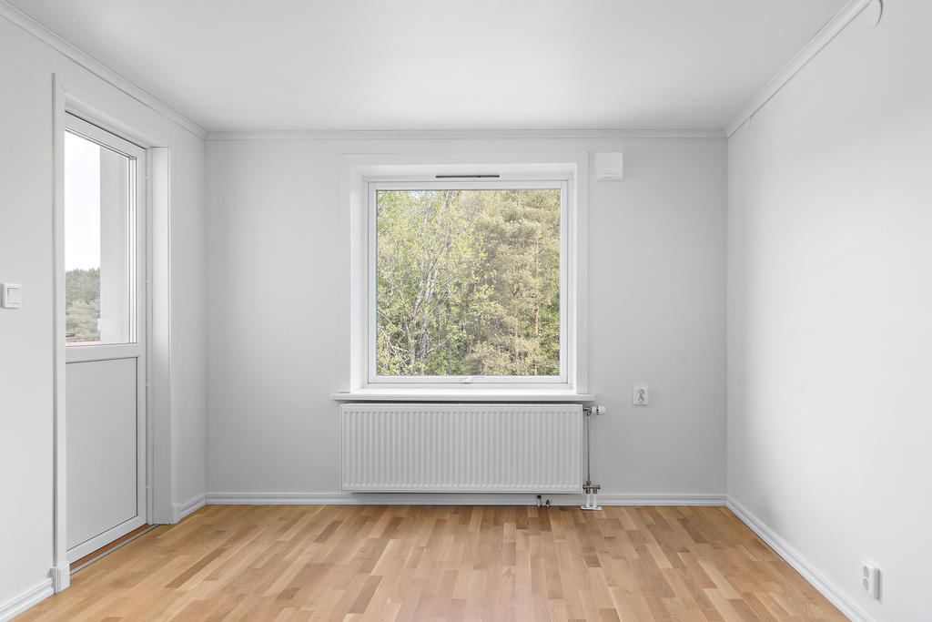 Sovrum två, i entréplan.