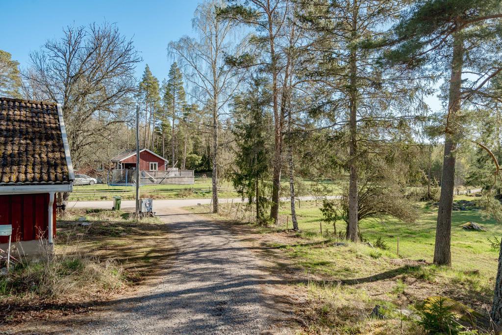 Infart till fastighet.