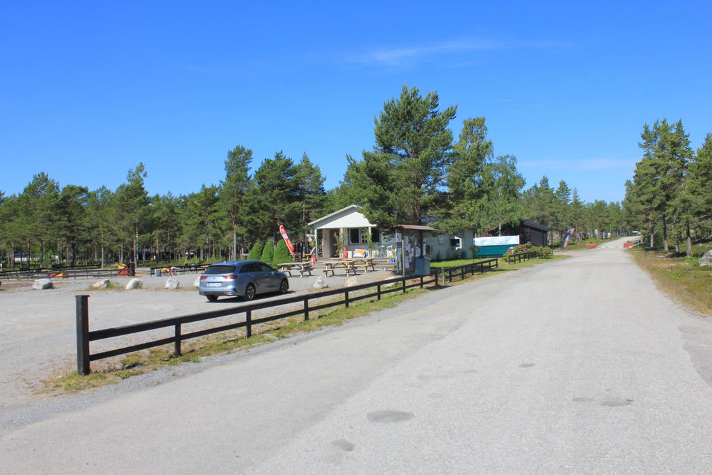 I Långvind finns lanthandel, cafe, minigolf mm