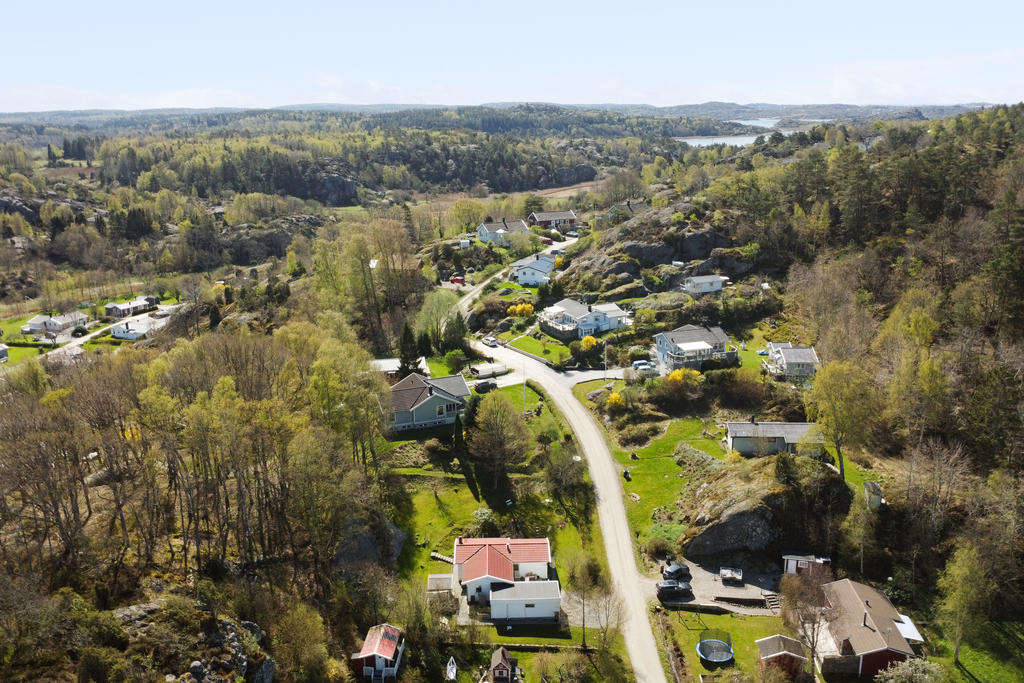 I området finns flera fina promenadstråk.