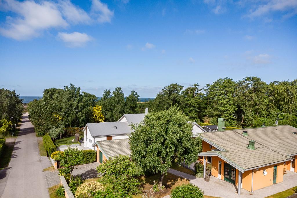 Havsnära och lugnt läge på återvändsgata