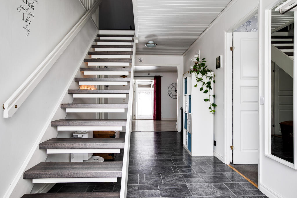 Trappa till övervåningen