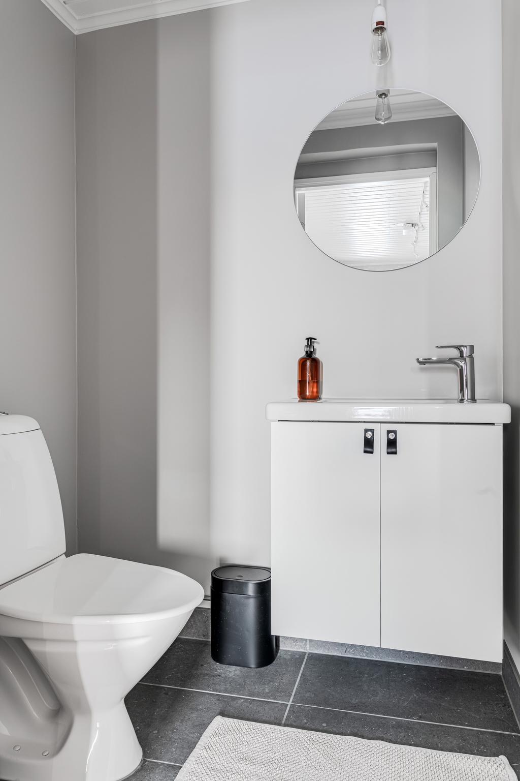 Gäst-wc, entréplan