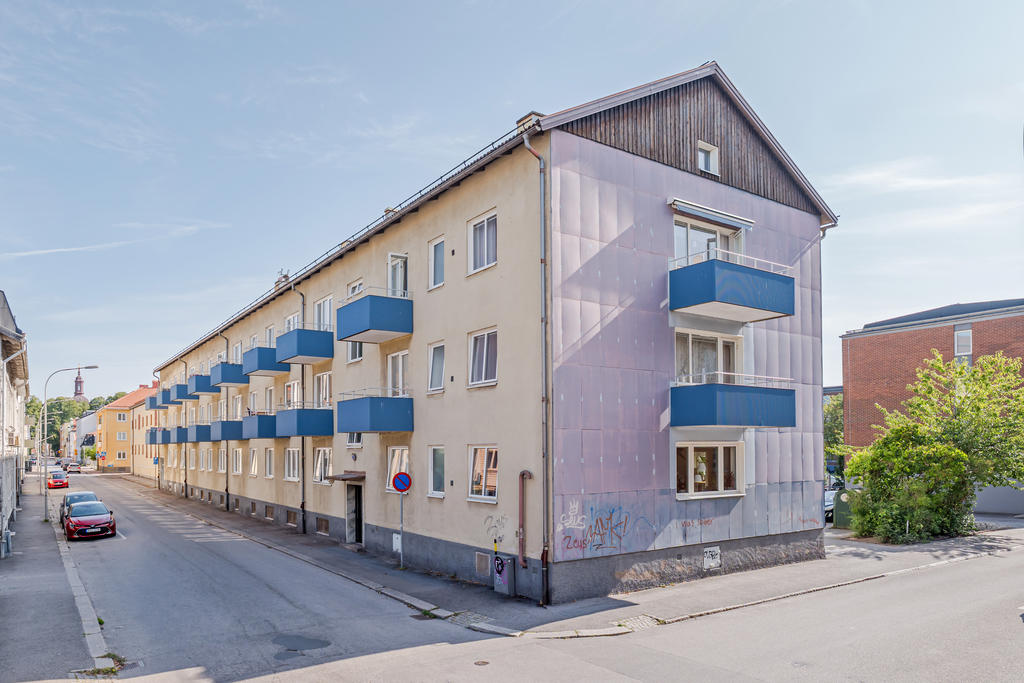 Balkong mot söder och väster