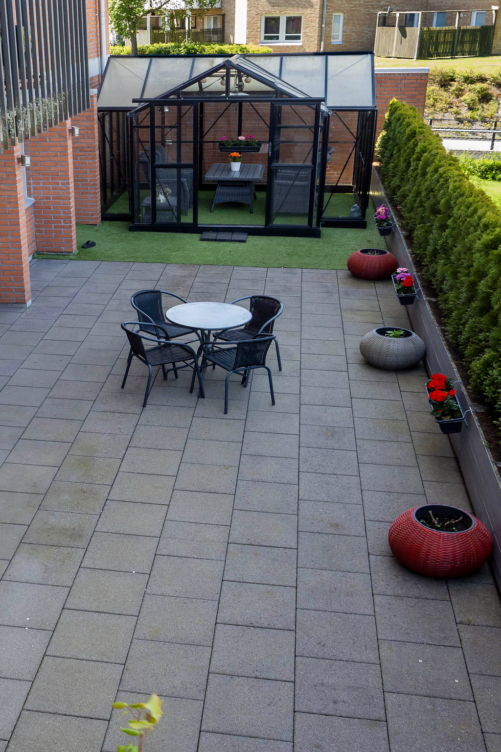 Stor terrass på ca. 85 kvm.