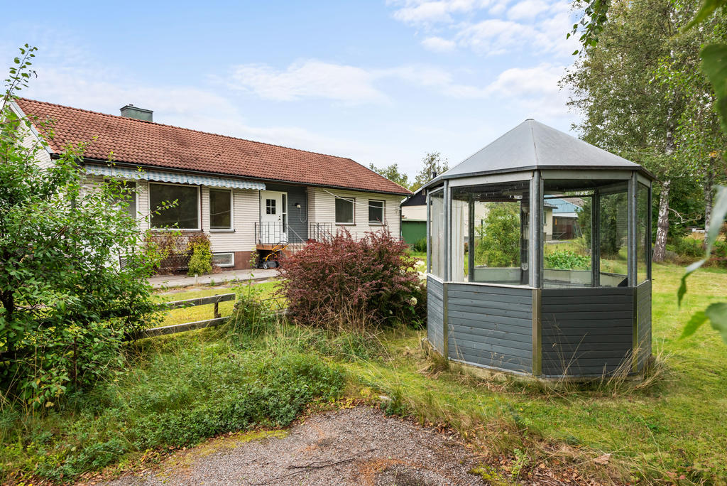 Exteriör. 