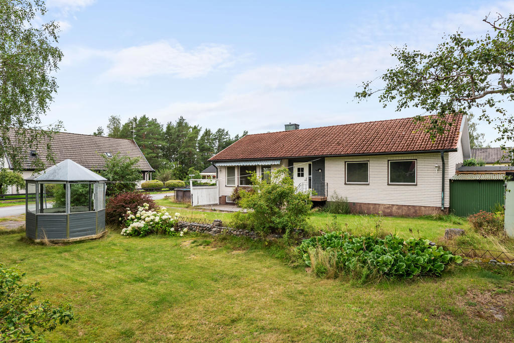 Exteriör. 