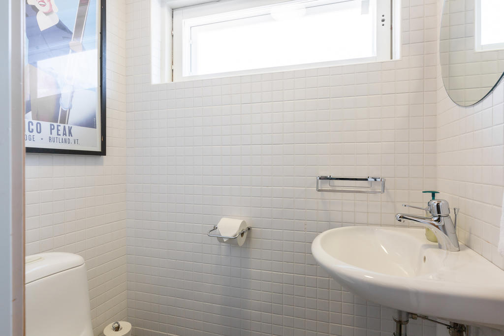 Bilderna kan vara från olika 76 kvm stora typlägenheter.