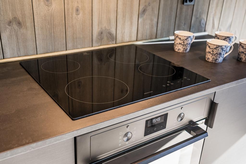 EXEMPELBILD färdig stuga. Observera att stugan på bilden kan vara extrautrustad