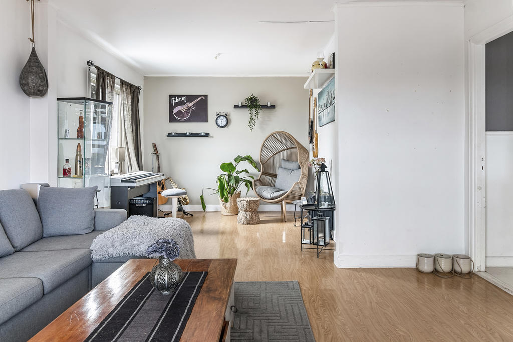 Vardagsrum. Åsgatan 4 - övre plan.