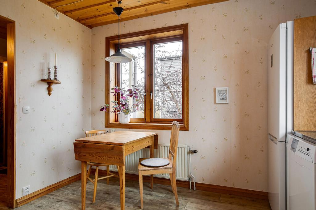 kök med matplatsyta