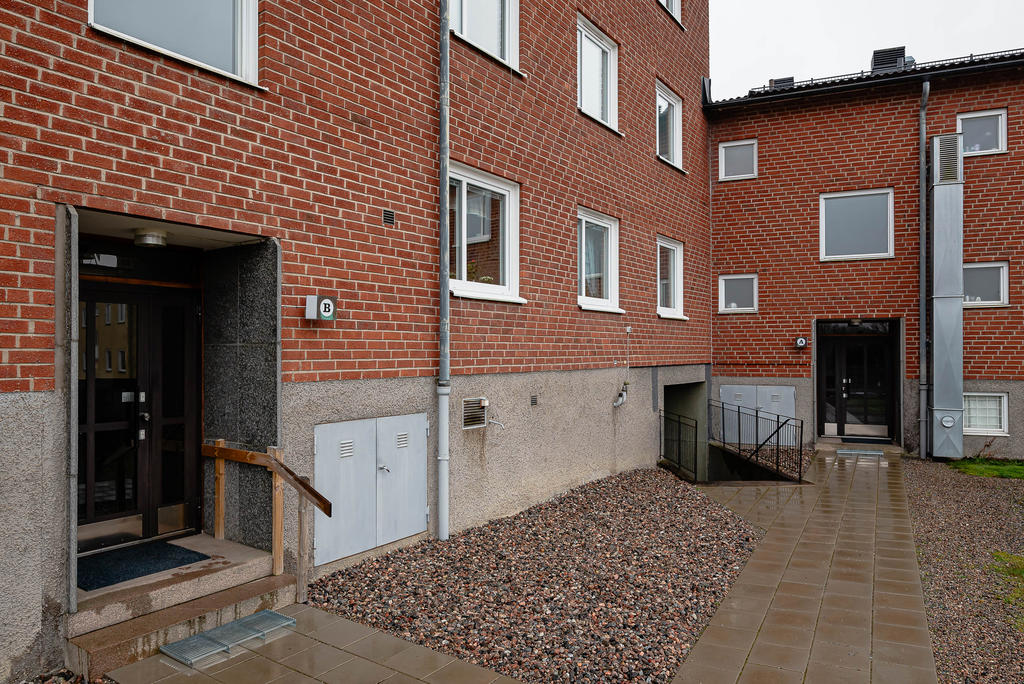Entré till trapphuset från innergården