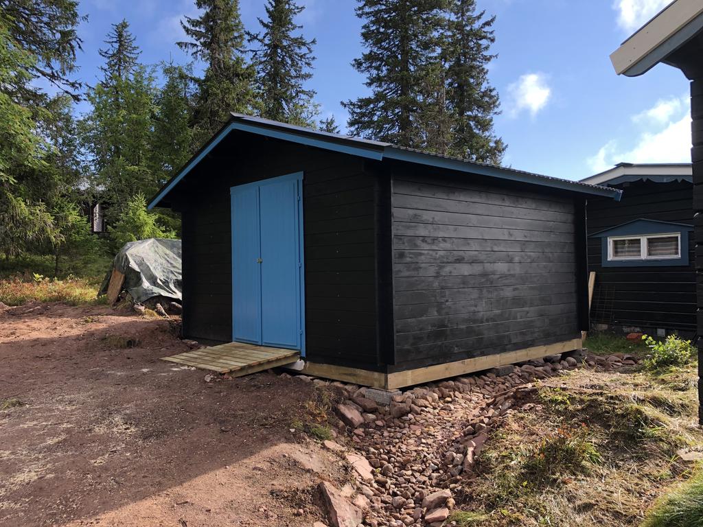 Säljarens egna bilder - förråd