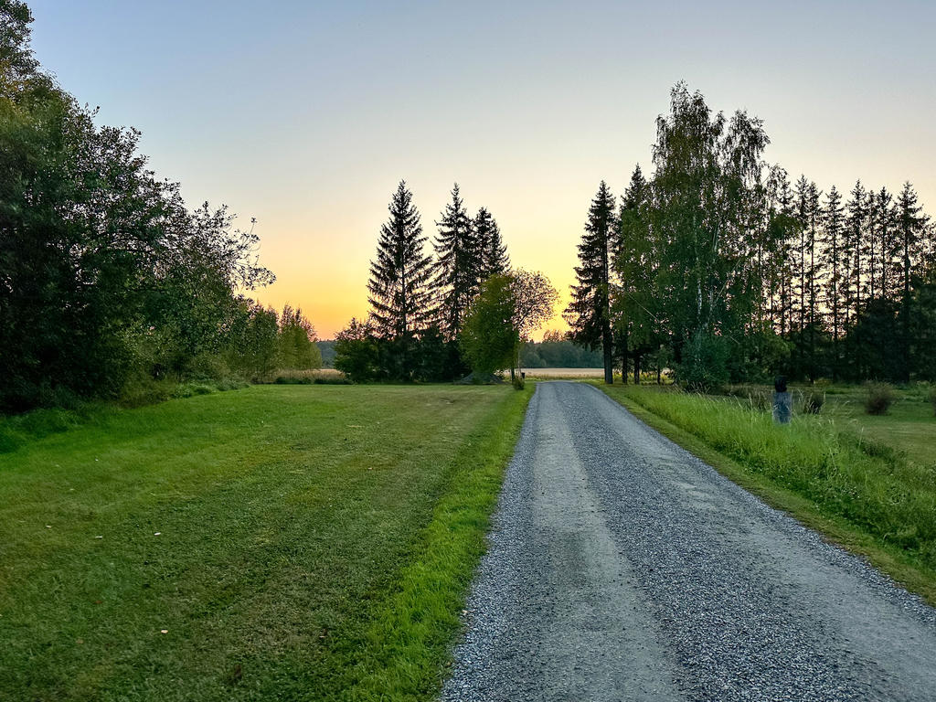 Säljarens egna bilder.