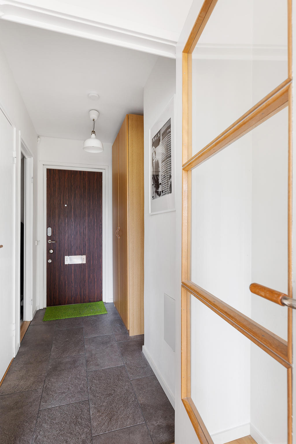 Entréhall till uthyrningsdelen