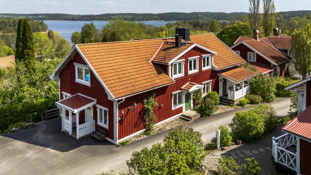 Välkomna till Bruksgatan 6