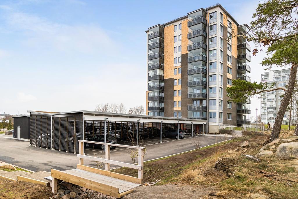 Det finns även möjlighet att hyra carport om så önskas.