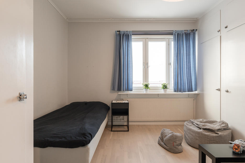 Sovrum 3 har flera garderober