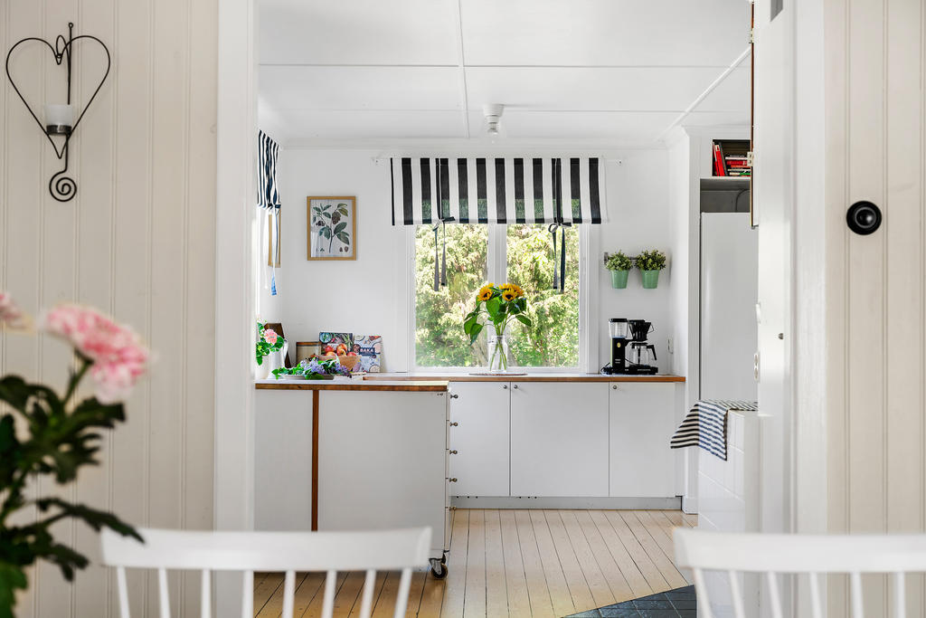 Kök med mobil köksö