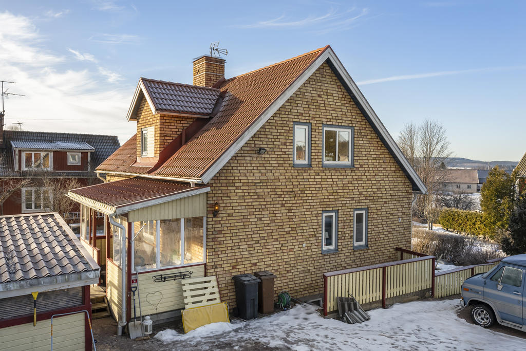 Fasad, framsida