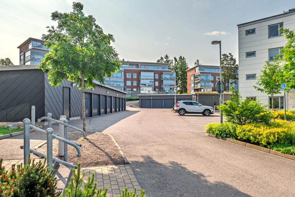 Parkering och garage