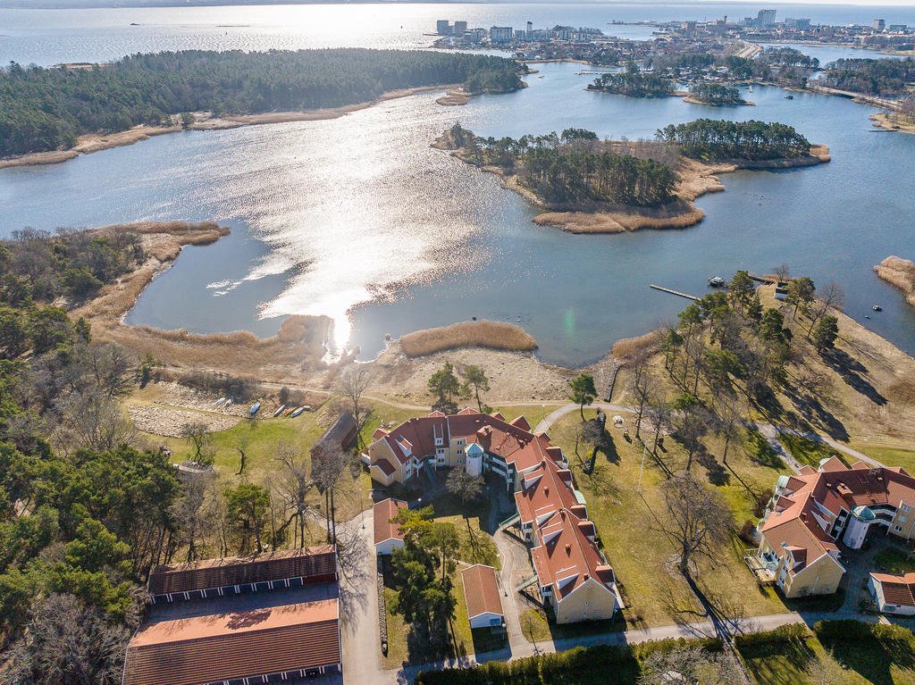 Drönarbild över norra fjärden och Kalmar stad