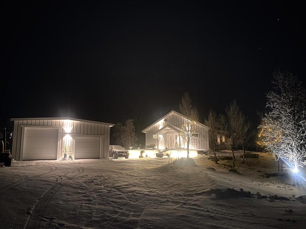 Utebelysning kvällstid